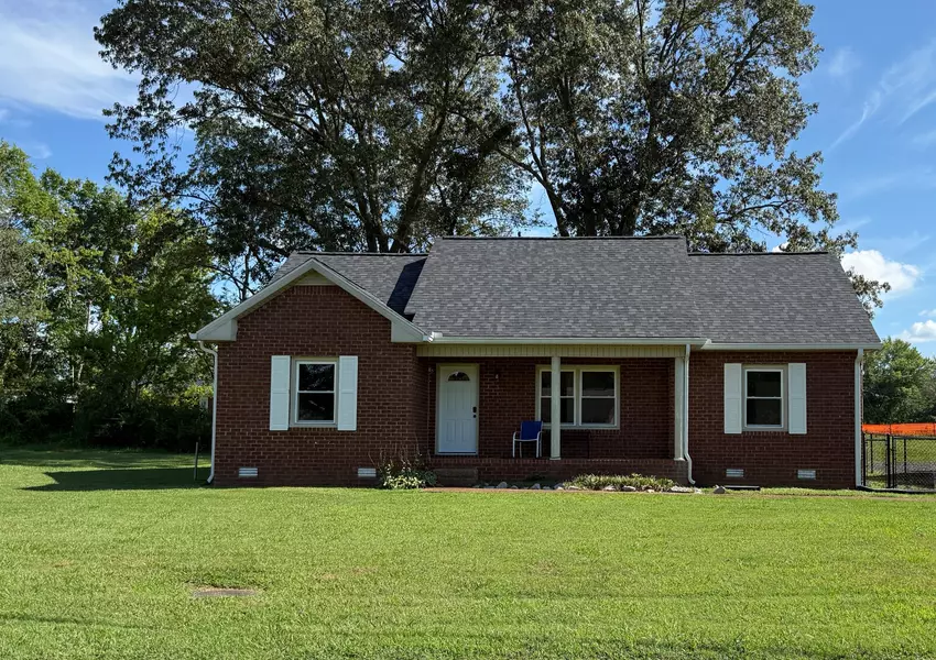 101 Oak Hill Ct, Portland, TN 37148