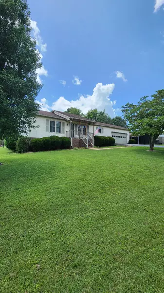 5009 Brookside Dr, Columbia, TN 38401