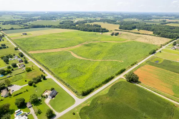 4 E Robertson Rd, Orlinda, TN 37141