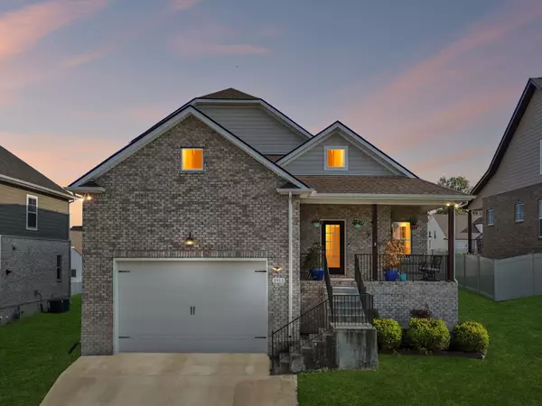 5913 Covent Ln, Smyrna, TN 37167