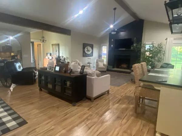Shelbyville, TN 37160,1519 Highway 130 #E