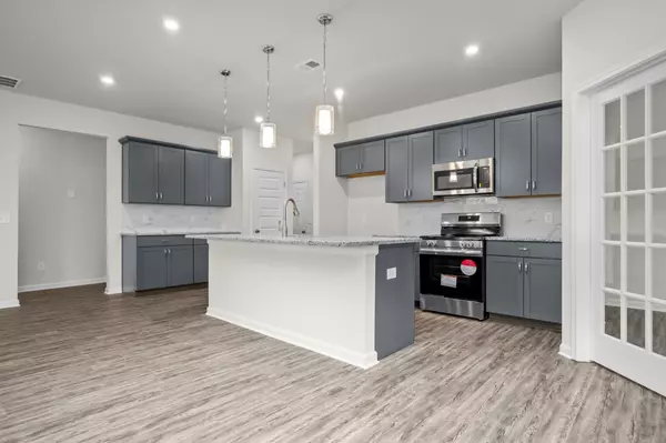 White House, TN 37188,1104 Southerlynn Dr