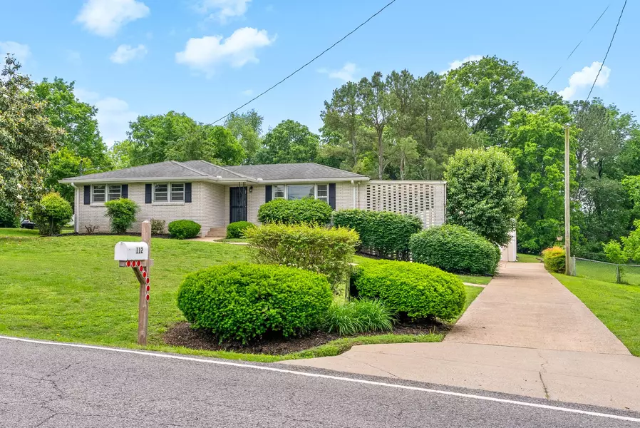 112 Hickory Heights Dr, Hendersonville, TN 37075