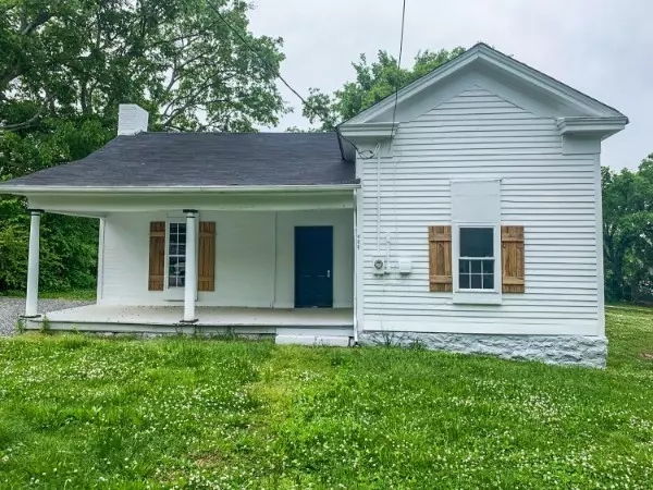 406 Carney St, Shelbyville, TN 37160