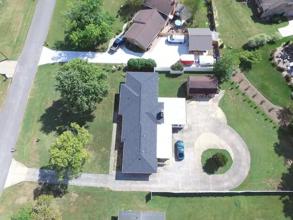 130 Chiroc Rd, Hendersonville, TN 37075