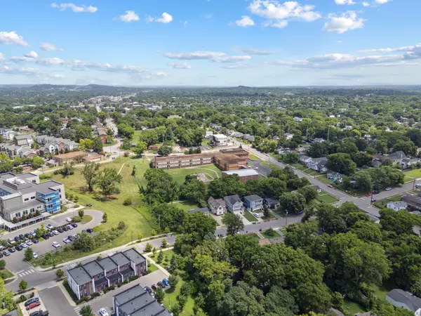 Nashville, TN 37206,1003 Dew St
