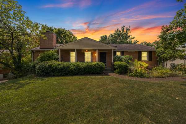 207 Garrett Dr, Nashville, TN 37211