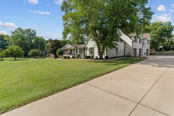 Goodlettsville, TN 37072,801 Loretta Dr