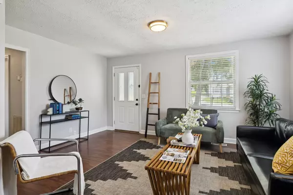 Nashville, TN 37209,5415 Knob Road