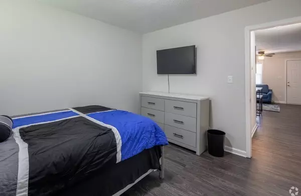 Clarksville, TN 37042,405 Beech St #21