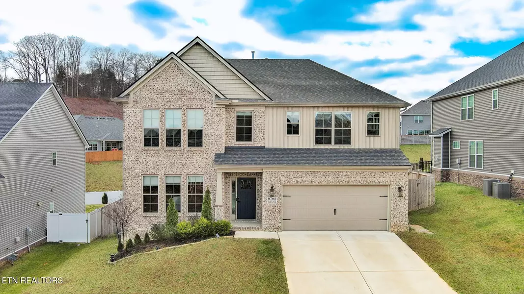 9708 Walking Stick Drive, Knoxville, TN 37922