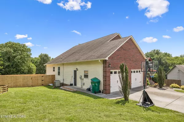 Lenoir City, TN 37772,171 Brentwood Place