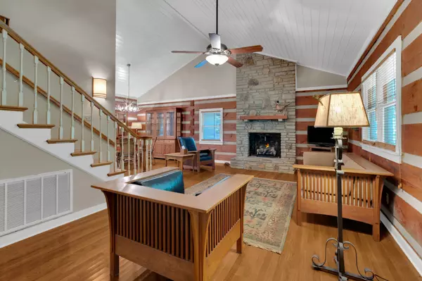 Monteagle, TN 37356,2035 Lakeshore Dr