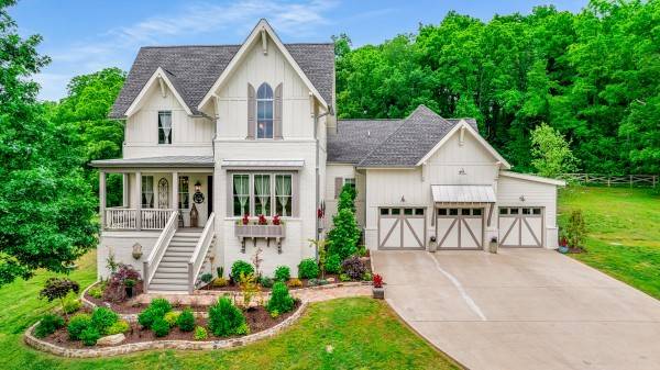 7011 Lindley Hill Ln, College Grove, TN 37046