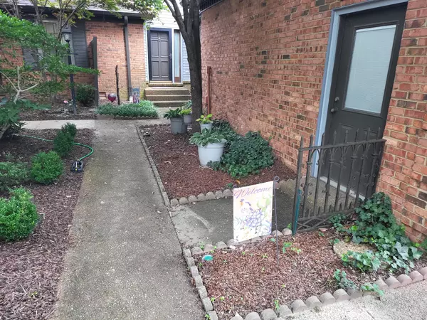142 Hearthstone Manor Cir, Brentwood, TN 37027