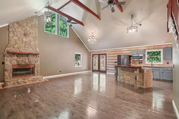 1105 Blackburn Dr, Kingston Springs, TN 37082