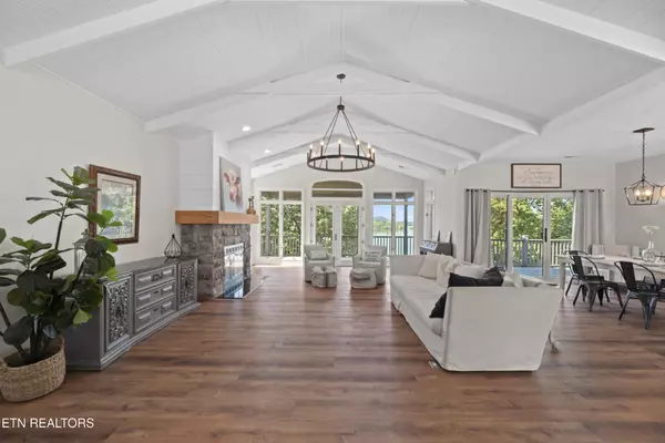 Kingston, TN 37763,201 High Pointe Village Way