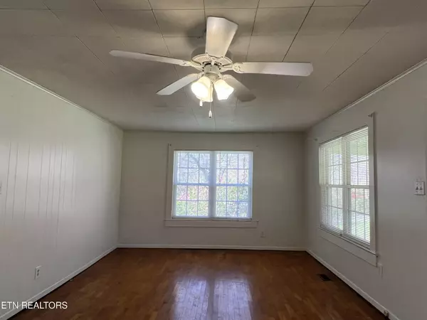 Harriman, TN 37748,188 Tub Springs Rd