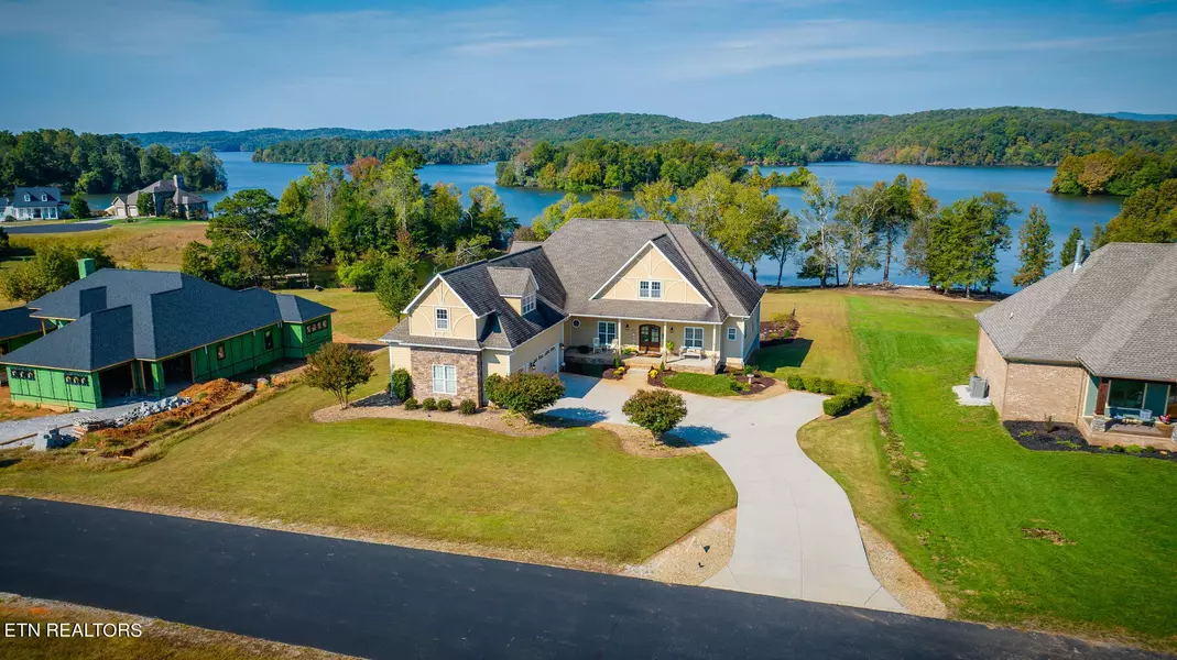 308 W Shore Drive, Rockwood, TN 37854