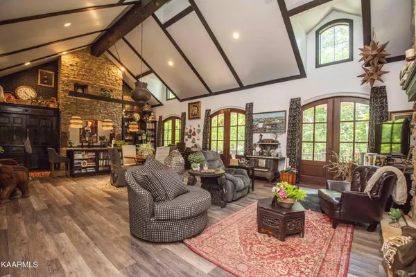 Clinton, TN 37716,158 Quail Hollow Lane