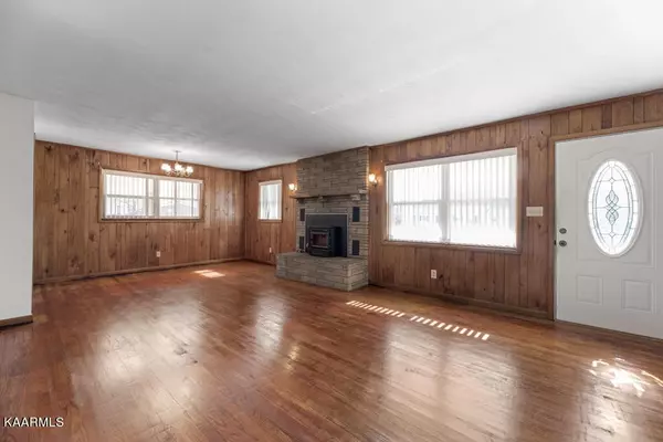 Harriman, TN 37748,107 Hillcrest Drive