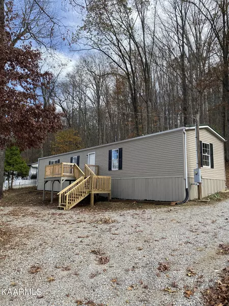 228 Dogwood Way, Harriman, TN 37748