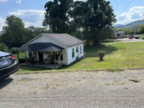 Harriman, TN 37748,119123 Redwood Drive