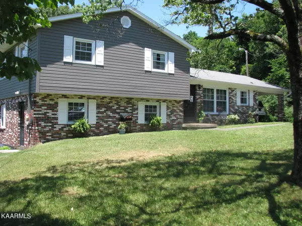 Harriman, TN 37748,411 Dogwood Drive