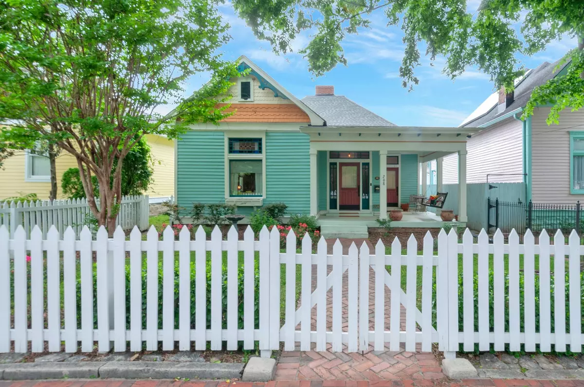 Nashville, TN 37206,208 S11th Street