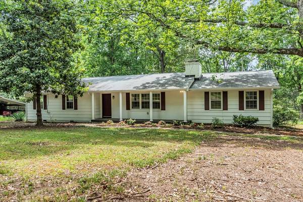 1110 Crown Point Rd #W, Signal Mountain, TN 37377