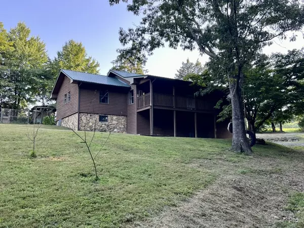 Portland, TN 37148,198 Brandy Hollow Ln