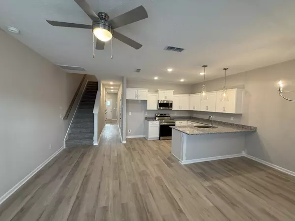 Tullahoma, TN 37388,34 Hardwood Rd
