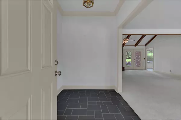 Nashville, TN 37211,5052 Marc Dr
