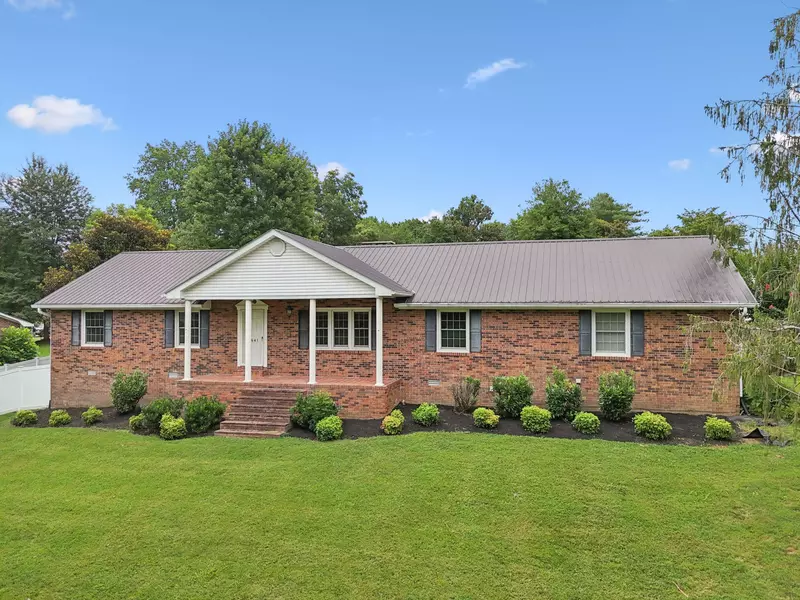 641 Dogwood Trl, Mcminnville, TN 37110