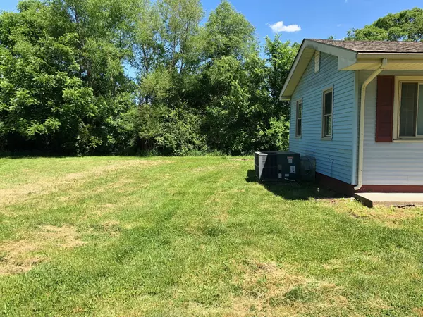 La Vergne, TN 37086,101 Barnett St