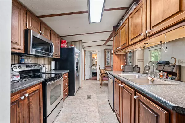 Sparta, TN 38583,306 Viola Dr