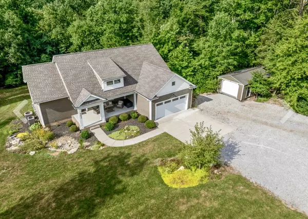 4095 Highway 96, Burns, TN 37029
