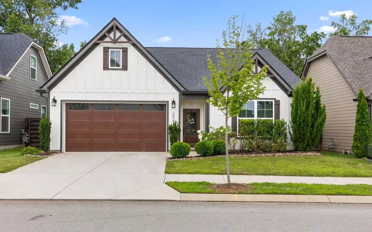 Chattanooga, TN 37415,5563 Acadia Drive