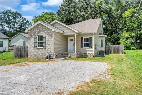 306 Weaver St, Tullahoma, TN 37388