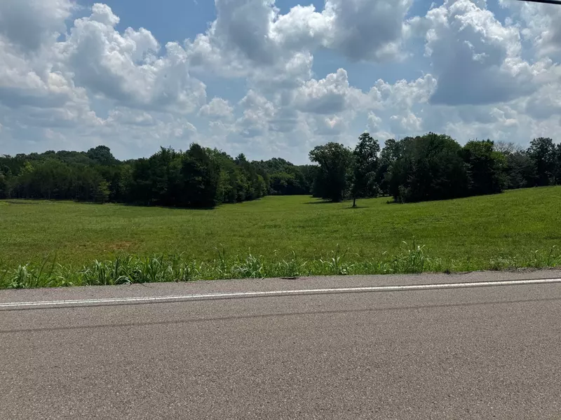 999 Old Lewisburg Hwy, Columbia, TN 38401