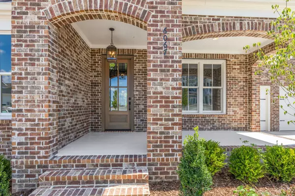 Franklin, TN 37064,6067 Congress Drive