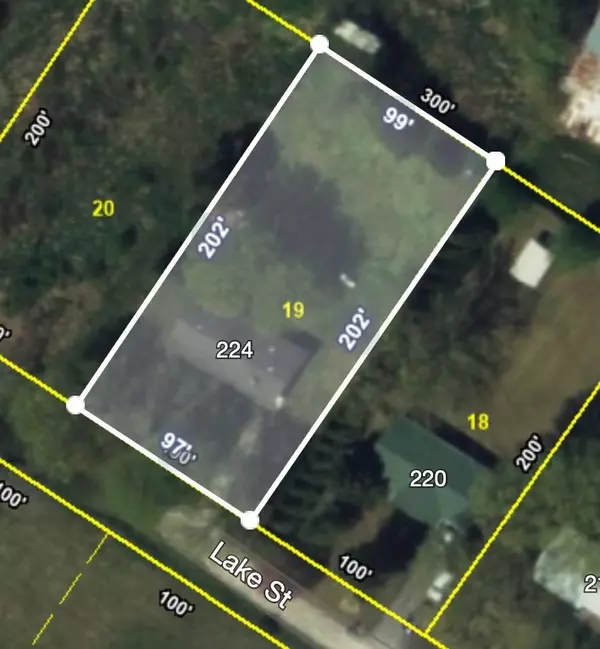224 Lake St, Livingston, TN 38570