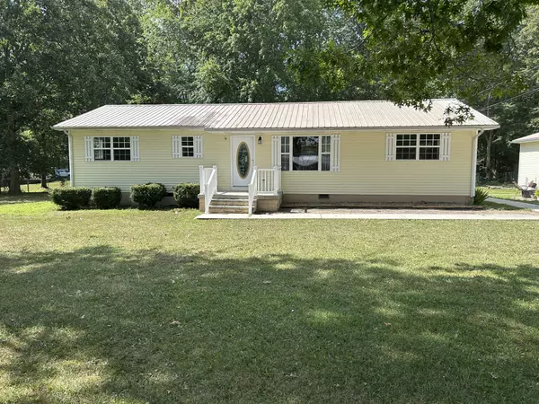 2702 Baseline Rd, Jamestown, TN 38556