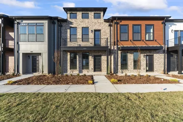 Murfreesboro, TN 37129,1339 Rebecca Johns Dr #V86