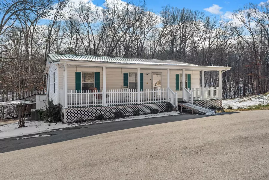 6966 Park Dr, Lyles, TN 37098