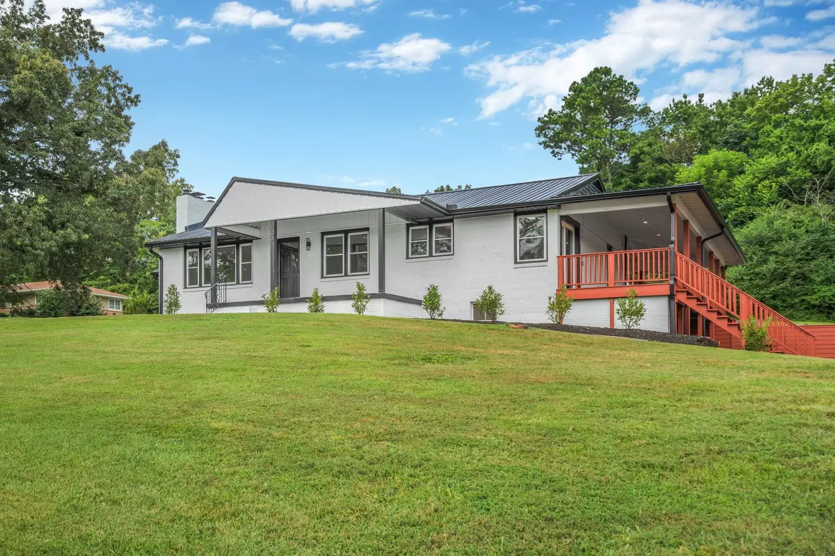 Dickson, TN 37055,103 W Lake Cir