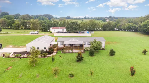 4075 Woodard Rd, Springfield, TN 37172