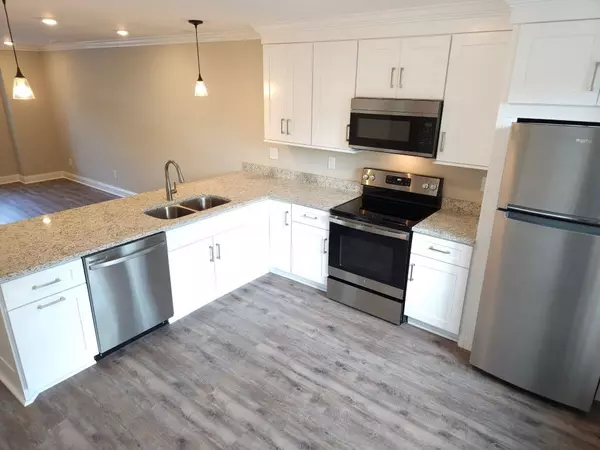 Murfreesboro, TN 37130,609 Fairview Ave #A