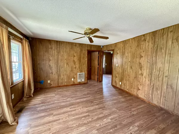 Winchester, TN 37398,408 Style St