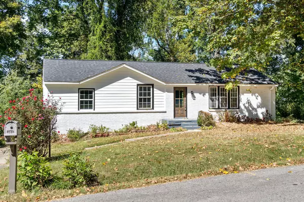 Clarksville, TN 37042,301 Robin Hood Dr
